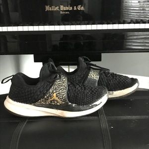 Nike Jordan 3’s - Men’s 8